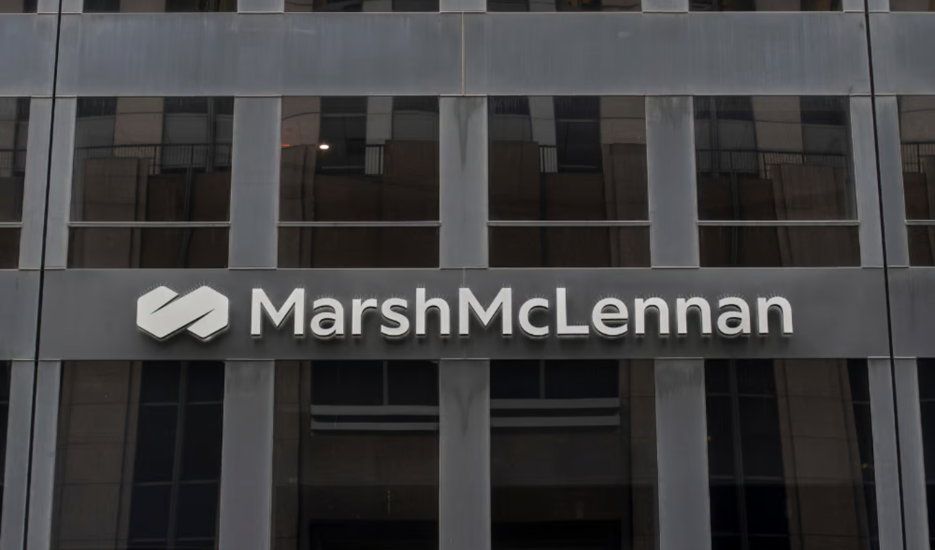 বিশ্ববাজারে বিমার হার কমেছে, বাজারে প্রতিযোগিতা বেড়েছে